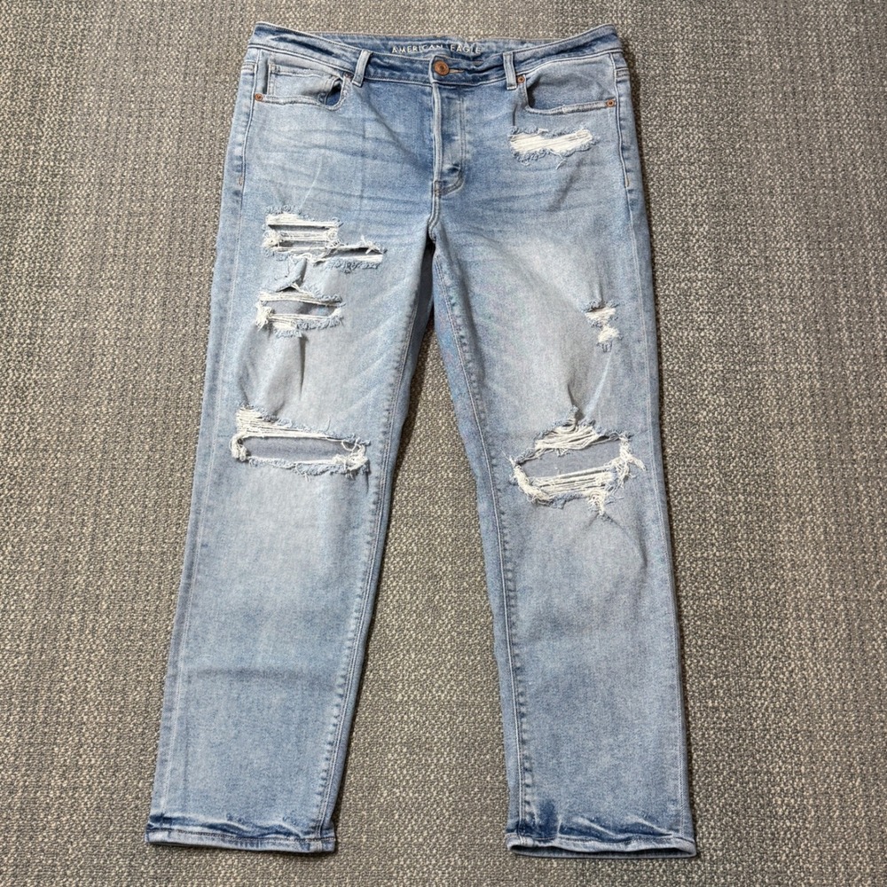 American Eagle Tomgirl Button-Fly Jeans Women's 14 Distressed Light Wash Stretch